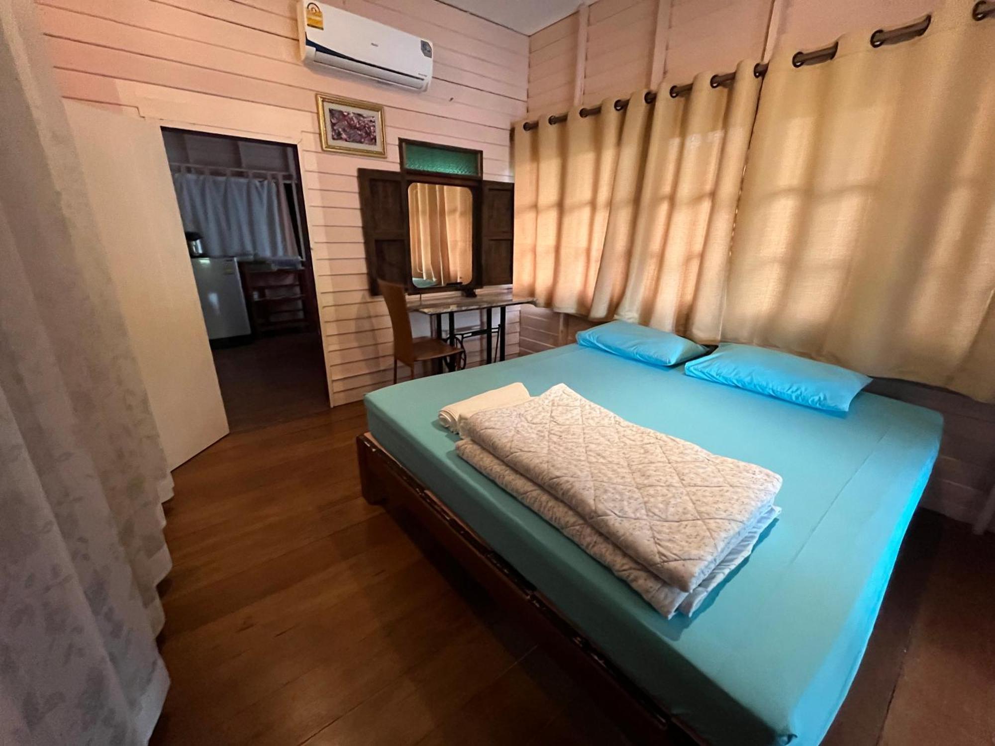 ครูหนูบ้านพัก แหลมงอบ Krunou Baanpak ترات المظهر الخارجي الصورة