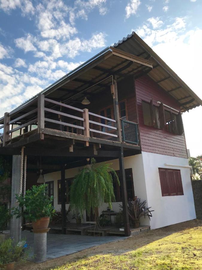 ครูหนูบ้านพัก แหลมงอบ Krunou Baanpak ترات المظهر الخارجي الصورة